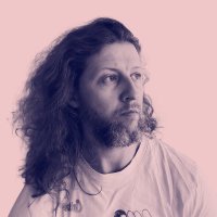 @Delahuntagram profile photo from Twitter