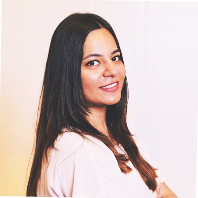Ayushi Bhan profile photo from LinkeIn