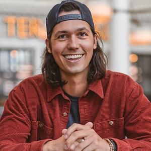 The avatar image for Miles Hanson