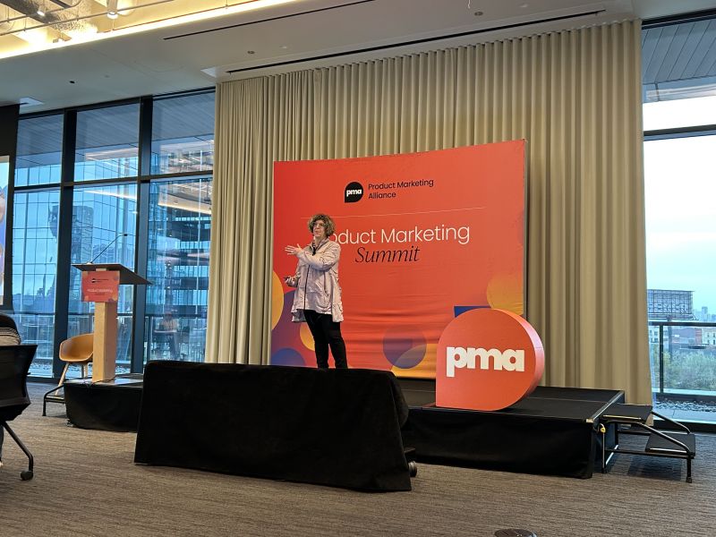 Michelle Robin speaking at PMA Summit Chicago 2024.
